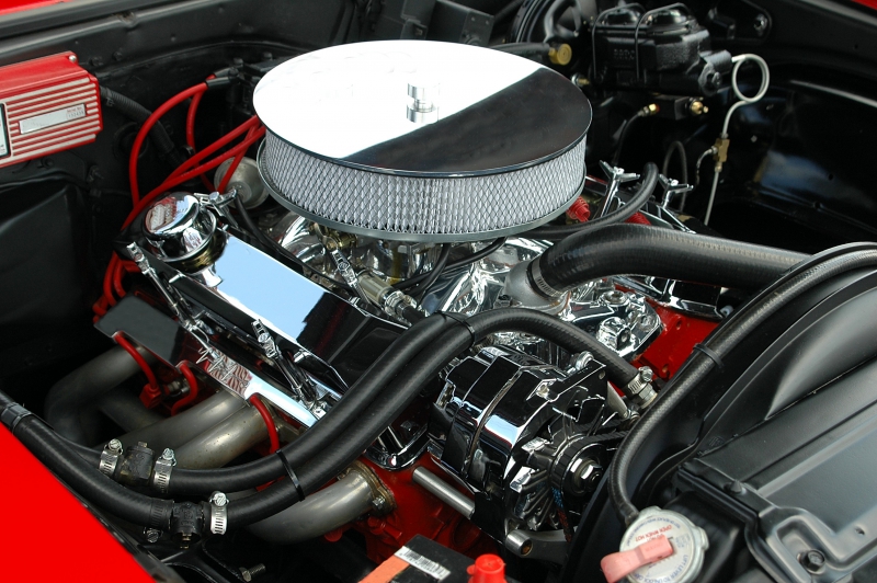 garagiste-FIGANIERES-min_car-engine-1548434